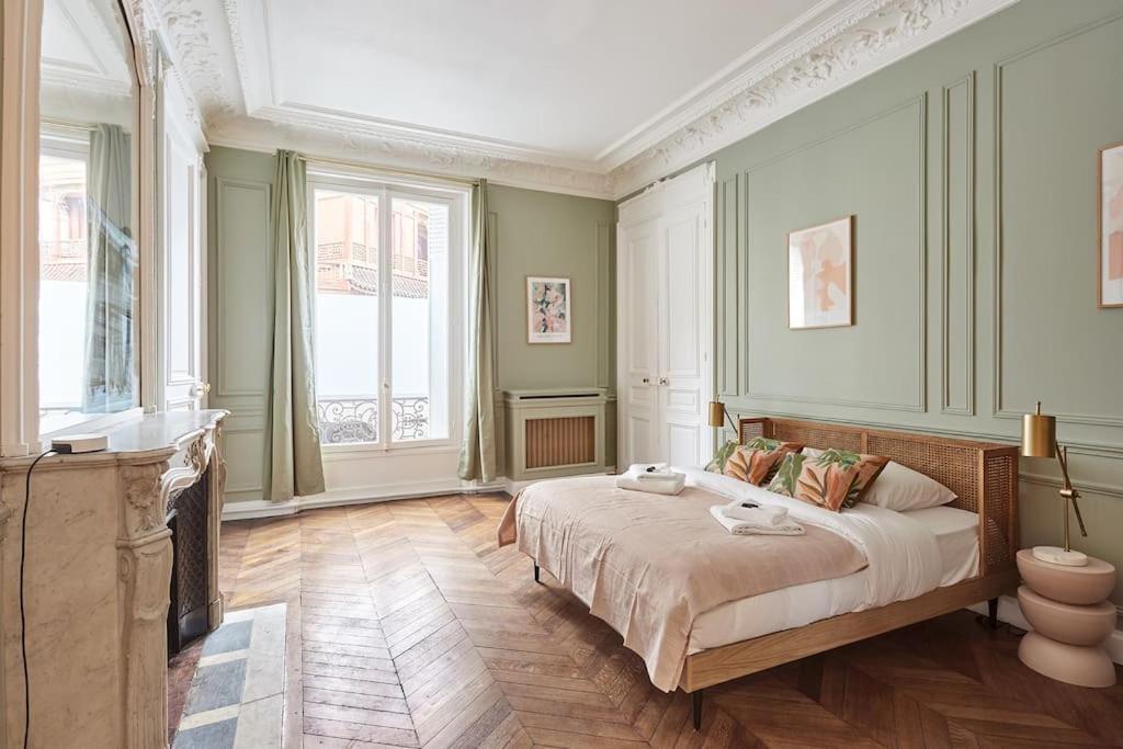 Elegant 2 Climatise - Champs-elysees Apartment